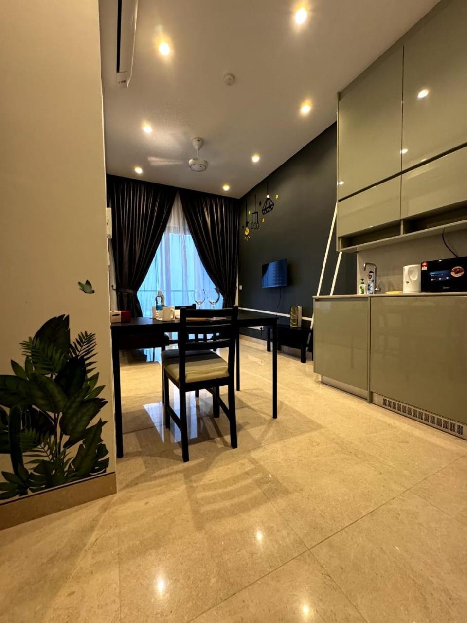 Lucantia Serviced Suites Kuala Lumpur Exterior foto